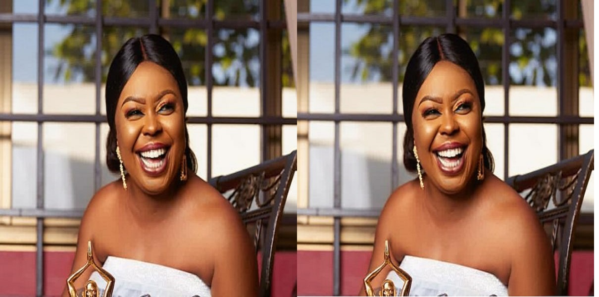 Afia Schwarzenegger Back To Her Best, Verbally Attacks Vivian Jill (Video)
