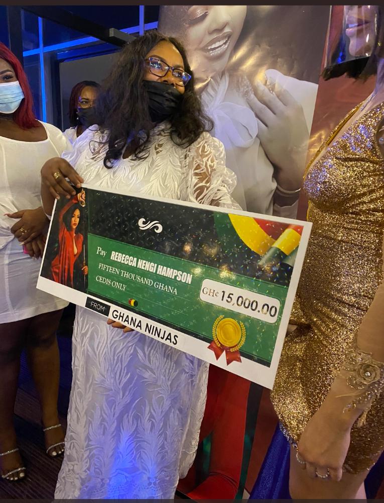 Ghana Ninjas gifts Nengi 15,000 Cedis (N1 Million) to express their Love for her