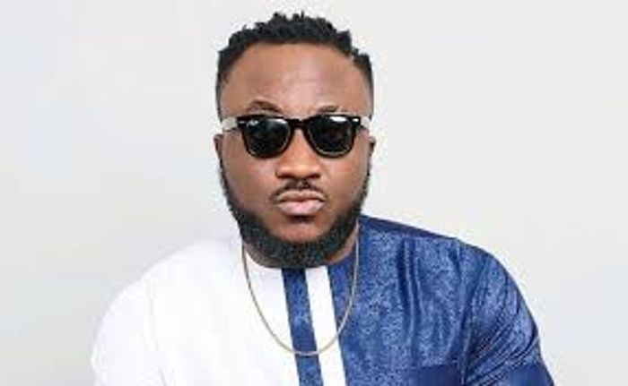 Comedian DKB Shames Sarkodie’s Fan Who Begged Him For Money