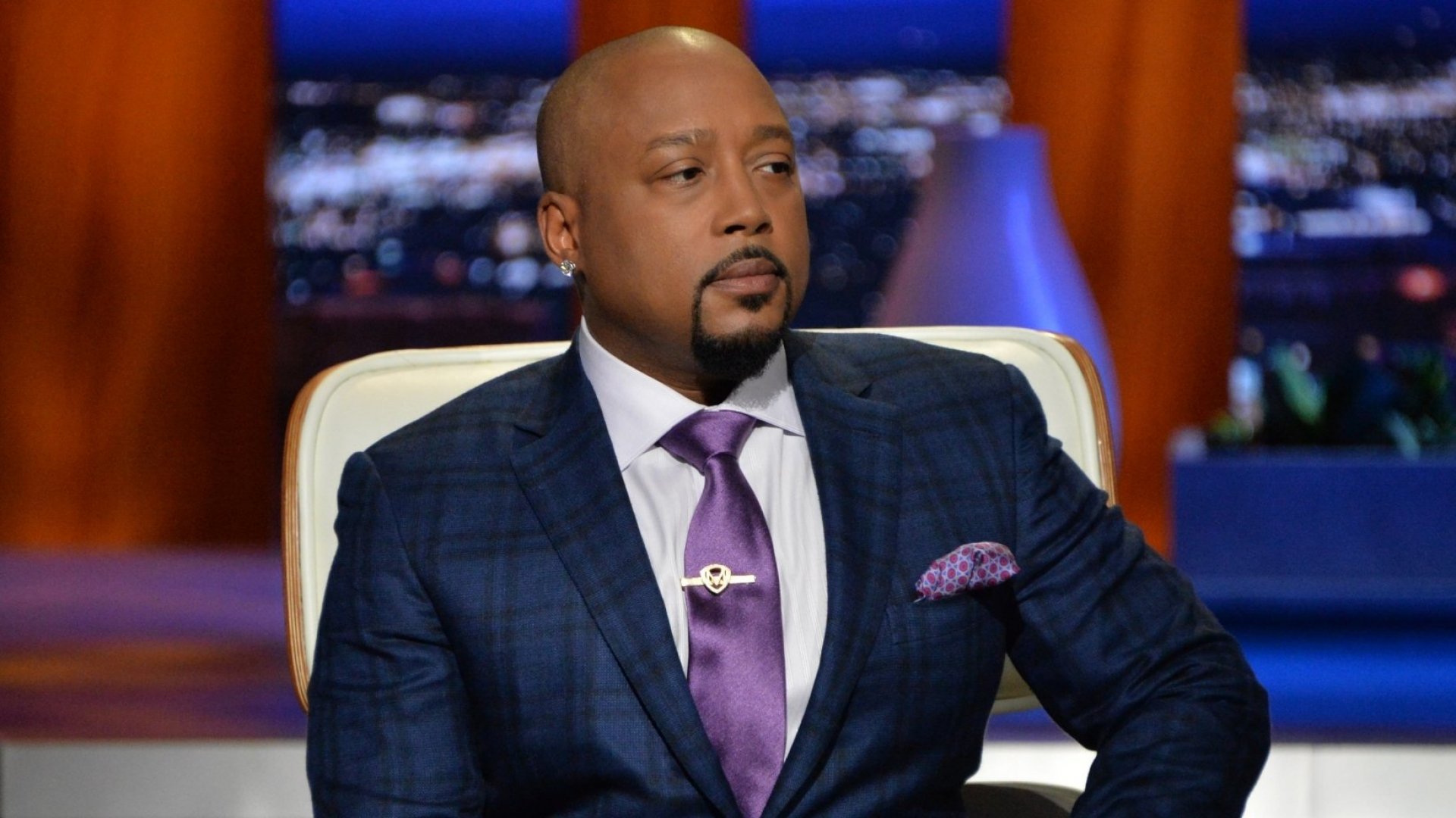Daymond John Biography; Net Worth, Age, House, Businesses, Height, Kids, Book, Education And Wife