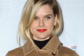 Does Alice Eve have Heterochromia?