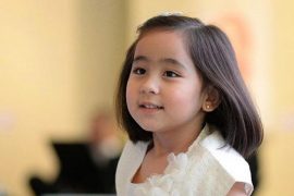 Scarlet Snow Belo