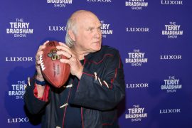 How many years did Terry Bradshaw play football?