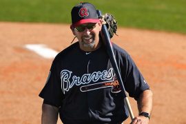 Walt Weiss Broken Arm, Net Worth, Salary, Family, Son, Rookie Of The Year