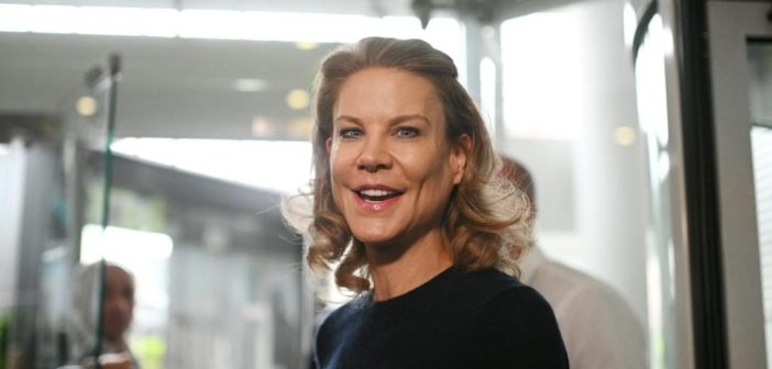 Amanda Staveley Face