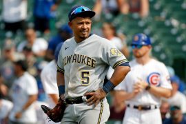 How many kids does Eduardo Escobar have?