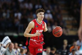 LaMelo Ball Height In Feet, Wallpaper, Age, Weight, Position, Shoes, Jersey, Net Worth, Contract, Father, Salary