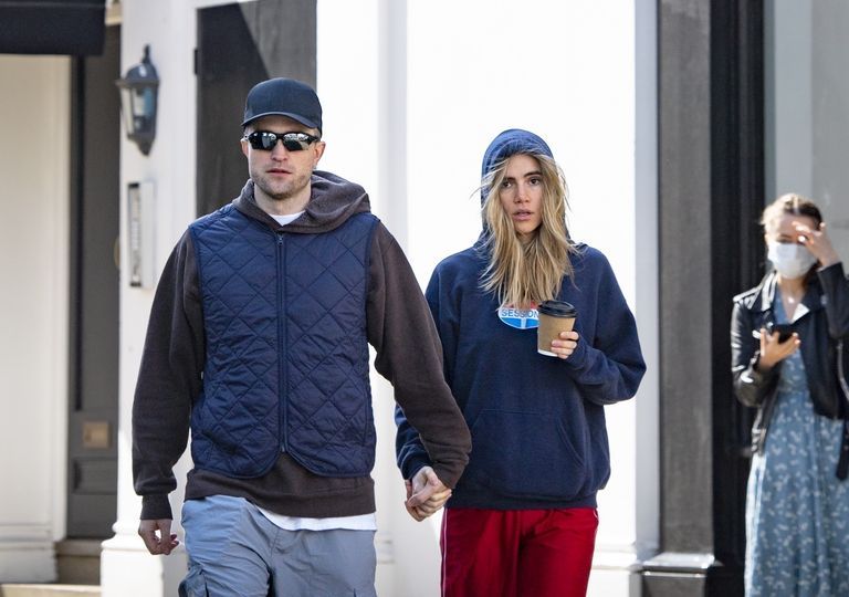 Suki Waterhouse and Robert Pattinson