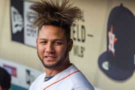 Are Lourdes and Yuli Gurriel related?