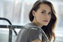 Does Bethany Joy Lenz have a child?