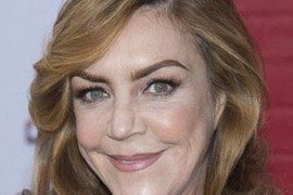 Who did Andrea McArdle replace in Annie? How long did Andrea McArdle play Annie? Who was the first Annie on Broadway?