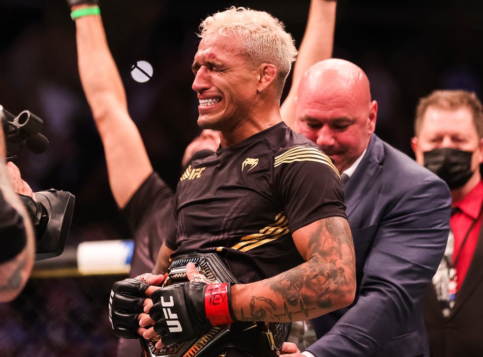 Charles Oliveira 