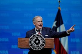 Does the Texas governor live in the governor’s mansion?