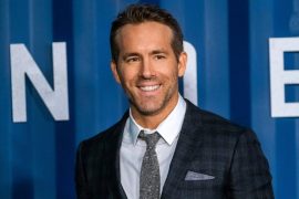 Does Ryan Reynold have a twin? Does Ryan Reynolds have siblings? Is Ryan Reynolds related to Burt Reynolds?