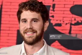 Can Ben Platt really sing? How Old Is Evan Hansen supposed to be? Did Ben Platt write the greatest showman?