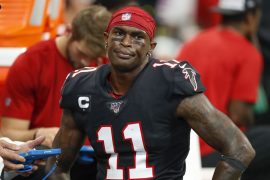 Is Julio Jones a free agent? What did Julio say about cowboys?