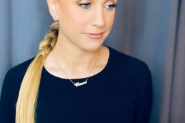What nationality is Kat Timpf? What did Kat Timpf say about her necklace? Where did Kat Timpf go to college?