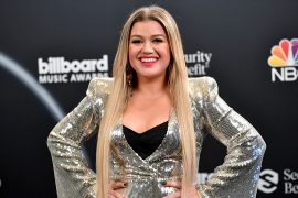 Kelly Clarkson Net Worth, Wikipedia, Instagram, Age, Weight Loss, Movies And TV Shows