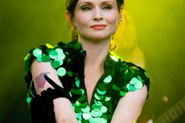 Sophie Ellis-Bextor Net Worth, Songs, Young, Instagram, Height, Family, Mum