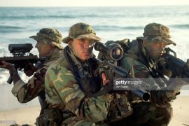 How many seals make it through Hell Week? How do Navy Seals survive Hell Week? How many calories do Navy Seals burn during Hell Week?
