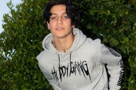 Chase Hudson Net Worth, Age, Height, TikTok, Movie, Meal, Birthday, Zodiac Sign