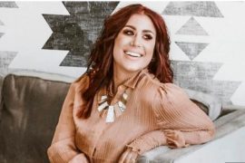 What does Chelsea Houska do for a living?