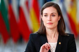 Sanna Marin Age, Height, Twitter, Blazer, Leadership Style, Parents, Photoshoot