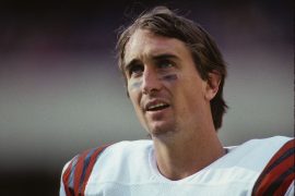 Why did Cris Collinsworth retire?