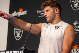 Foster Moreau Contract, Salary, Age, Nickname, Father, PFF, 40 Time