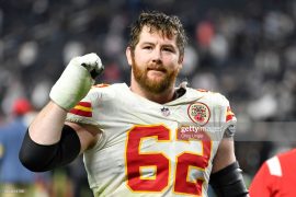 Joe Thuney Salary, College, Contract, Height, Weight, PFF, Age, 40 Time