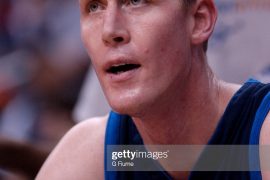 Is Shawn Bradley paralyzed from the neck down? Is Shawn Bradley paralyzed from the waist down?