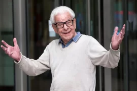 Barry Cryer Children: Meet Bob Cryer, Jackie Cryer, Tony Cryer, And Dave Cryer