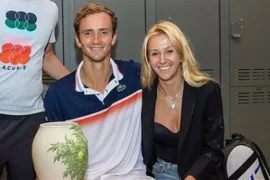 Who Is Daniil Medvedev’s Wife Daria Medvedeva? Daria Medvedeva Age, Height, Wedding, Mole, Child, Maiden Name