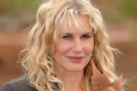 Neil Young Wife: Daryl Hannah Net Worth, Age, Relationships, Mermaid, Height