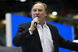 How many Belushi brothers are there? Does Belushi have a twin brother? Are Jim Belushi and Dan Aykroyd friends?