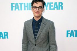 Does Joey Bragg have a twin? What is Joey Bragg’s real name? Is Joey older than Liv and Maddie?
