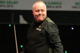 Why was Higgins suspended? Is Alex Higgins related to John Higgins? Who is Higgins father?