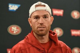 What is Robbie Gould longest field-goal? Did Robbie Gould play soccer? Is Robbie Gould a good kicker? How many kicks did Robbie Gould miss?