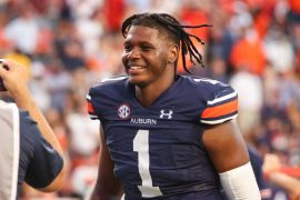 TJ Finley Wife: Is TJ Finley In A Relationship? Who Is TJ Finley’s Girlfriend Amoura Graves?