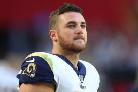 Troy Reeder Salary, Net Worth, Wedding, College, High School, Number, PFF, 40 Time, IDP