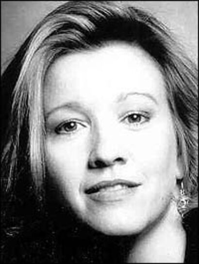 Young Linda Emond 
