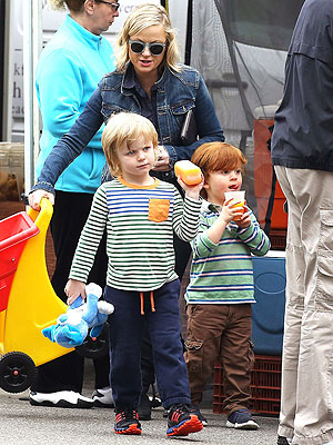 Amy Poehler and her children