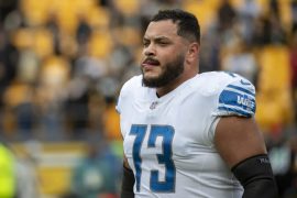 What team does Jonah Jackson play for? How many sacks did Jonah Jackson allow? Is Jonah Jackson Black?