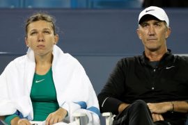 Why did Simona Halep split with Darren Cahill?