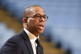 Did Coach K not shake Hubert Davis’ hand? Did Coach K shake hands?