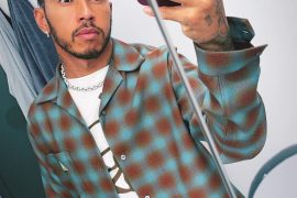 Why does Lewis Hamilton have 2 mums? Why did Lewis Hamilton’s parents split?