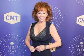Reba McEntire Age, Net Worth, Boyfriend, Tour, Young