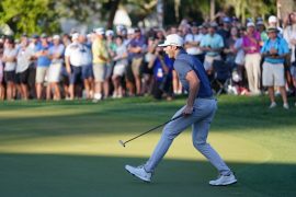 How much did Sam Burns win at the Valspar tournament?