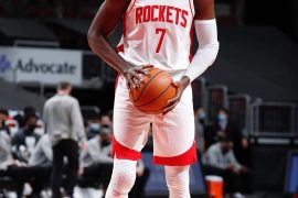 What team is Victor Oladipo on 2022? What is Victor Oladipo’s real name? What is Victor Oladipo nationality?