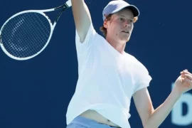 Jannik Sinner Age, Ranking, Net Worth, Coach, Racquet, Forehand, Instagram